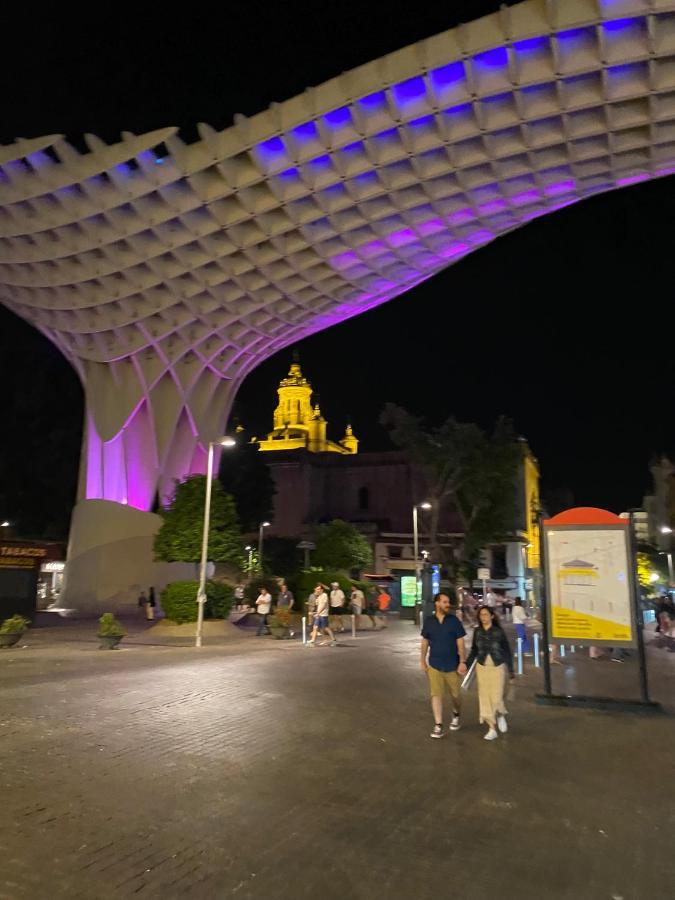 An Indian Bollywood Sevilla Experience - For Families, Couples & Business Trips Buitenkant foto